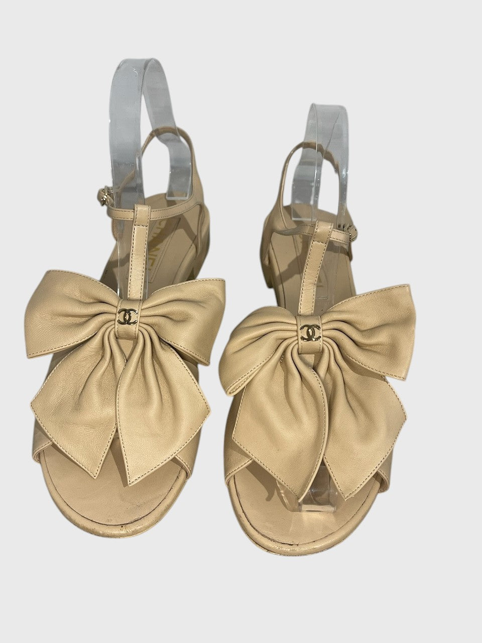 Sandales Chanel beige T.38
