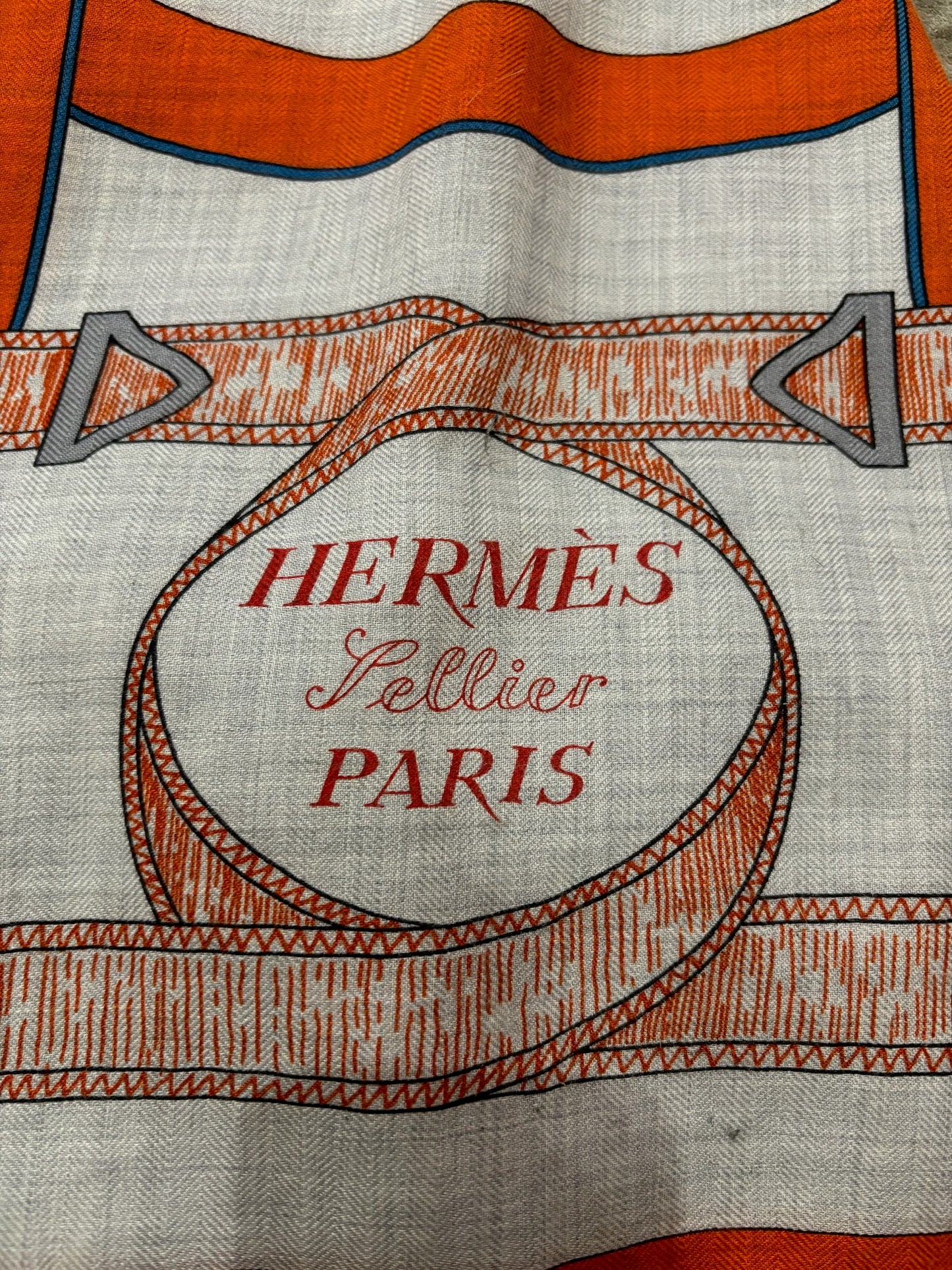 Chale Hermes Eperon D'or Neuf