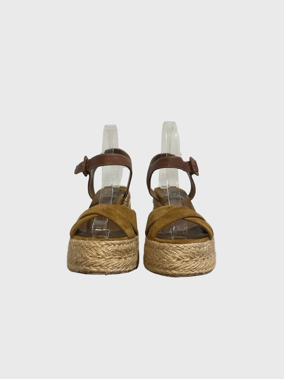Sandales Christian Louboutin camel T.38