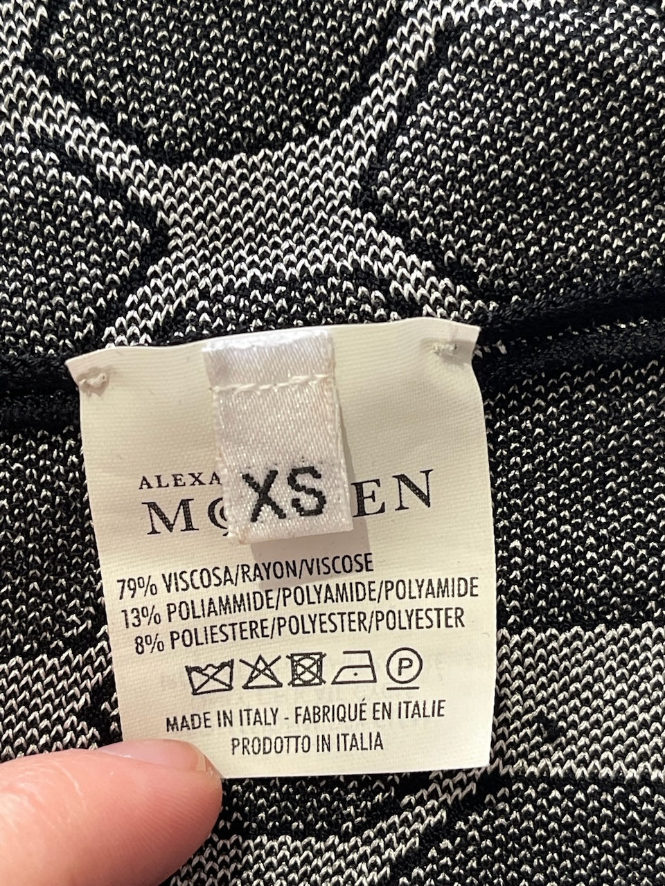 Robe Alexander Mcqueen noire T.XS