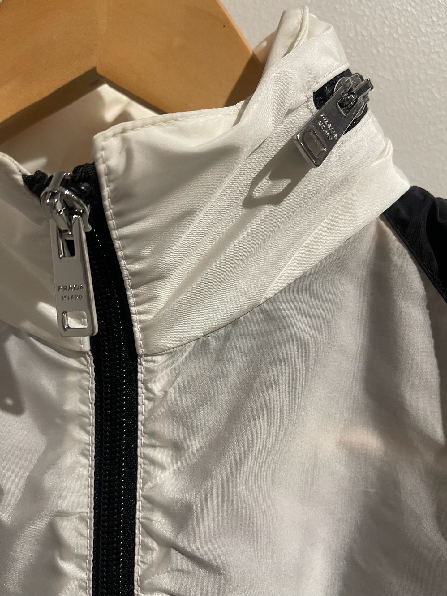 Veste Prada crop T.36