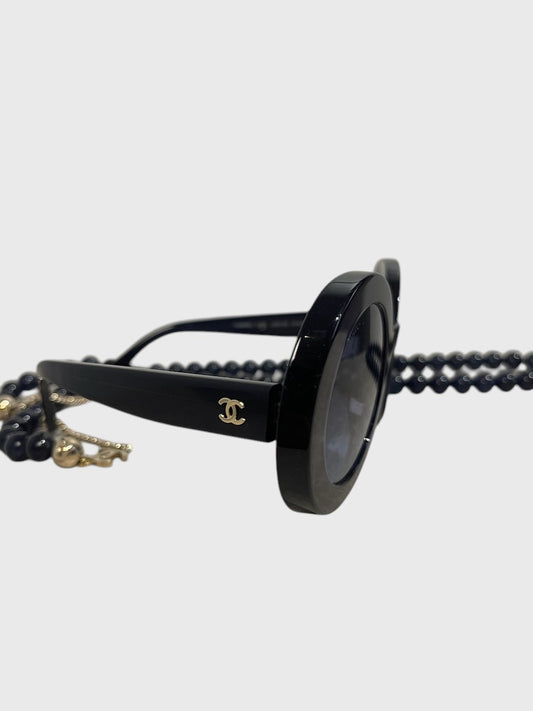 Lunettes de soleil Chanel bleu foncé