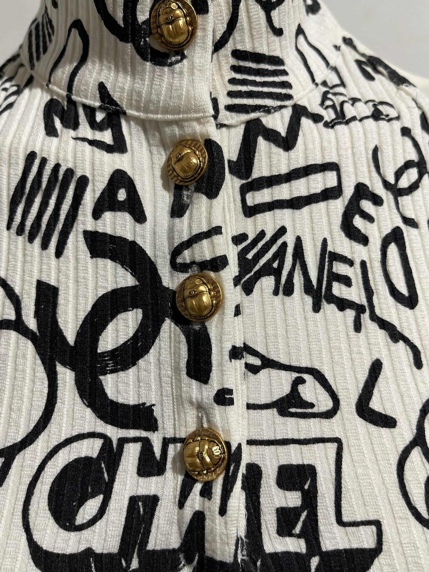 Top Chanel blanc T.36