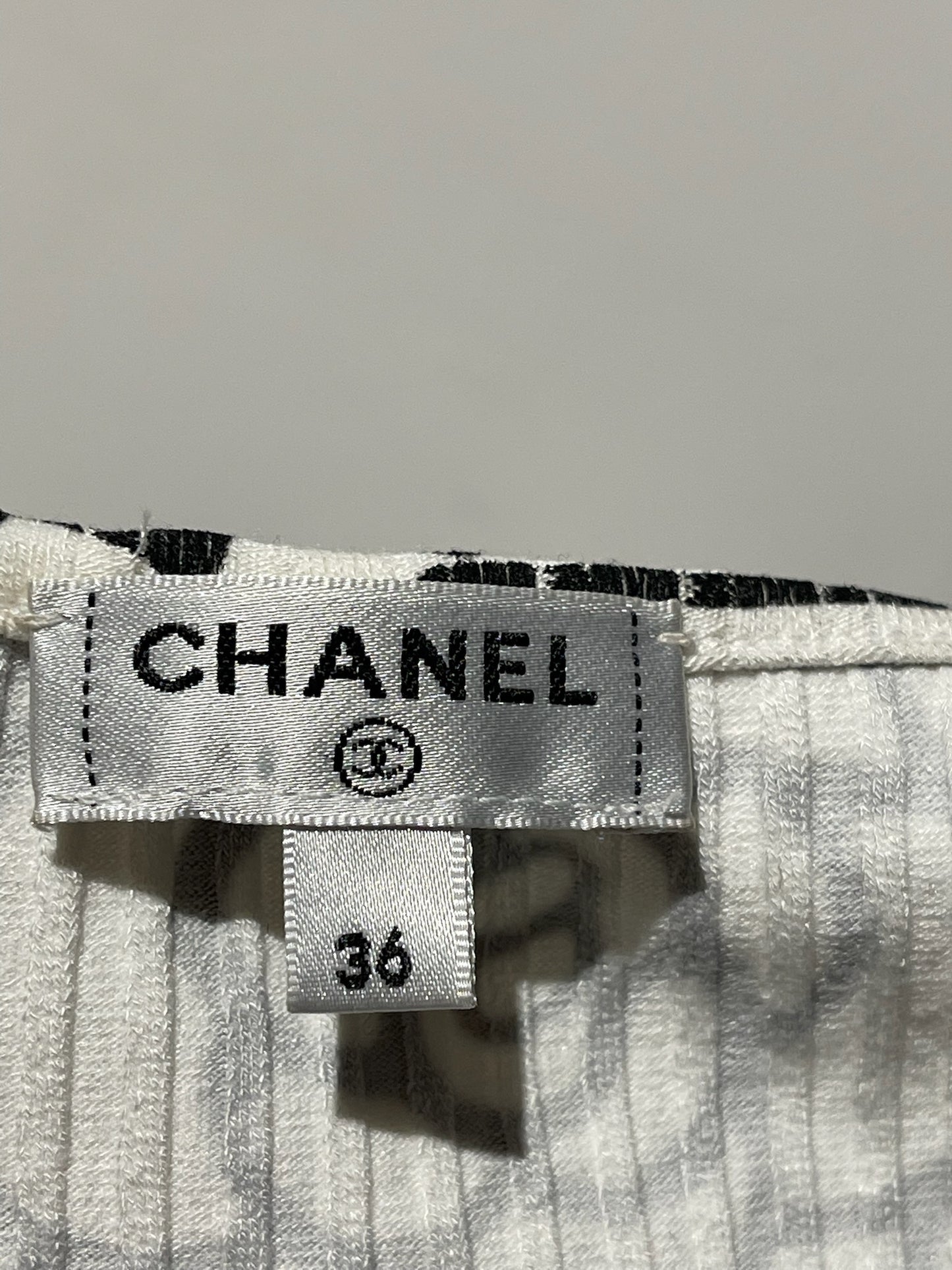 Top Chanel blanc T.36