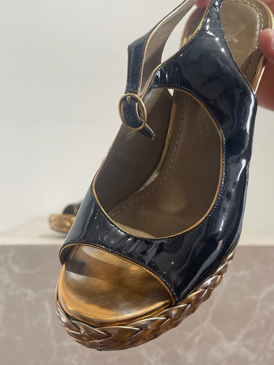 Escarpins Yves Saint Laurent noirs T.35,5