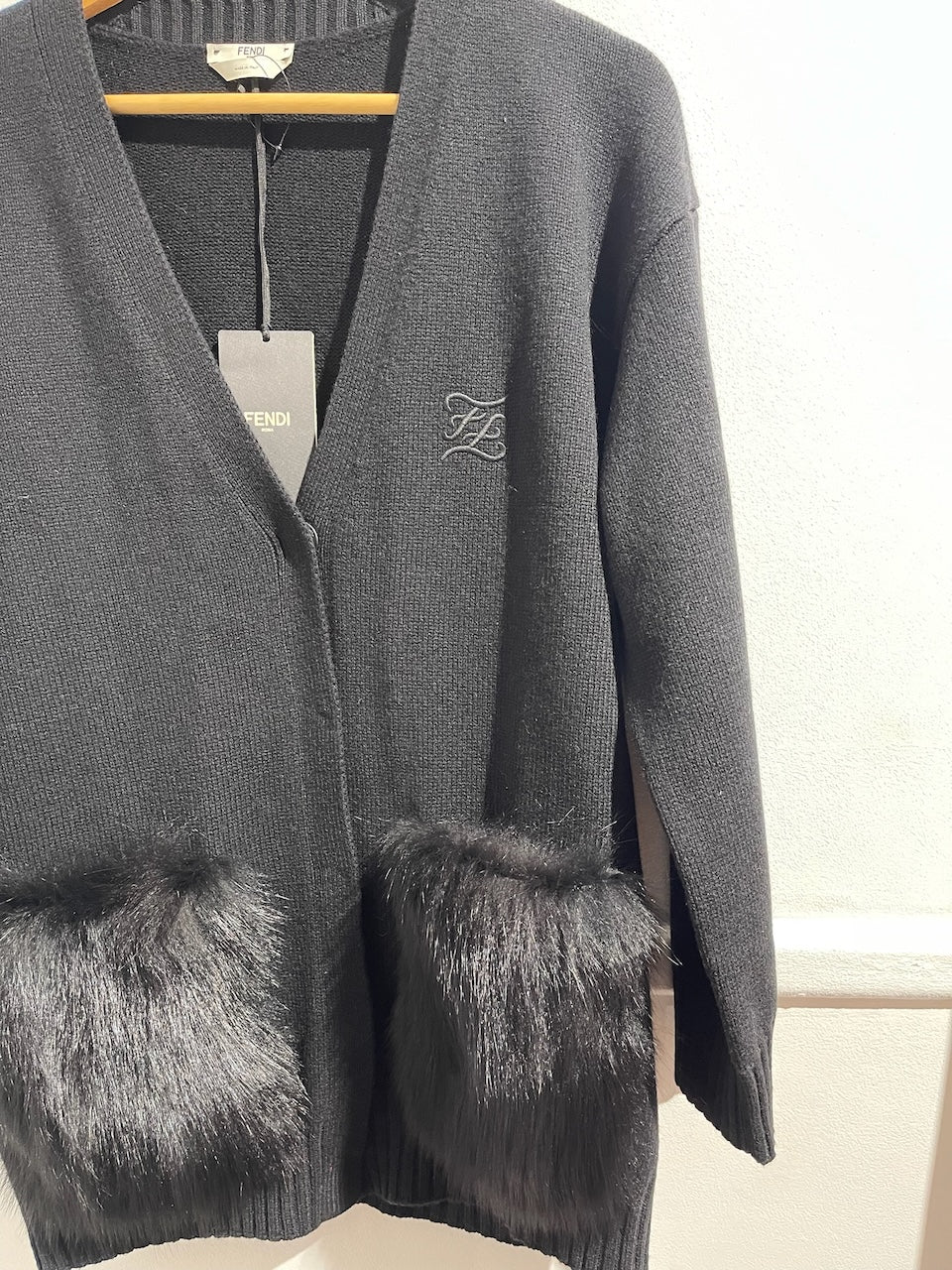 Gilet Fendi noir T.38 NEUF