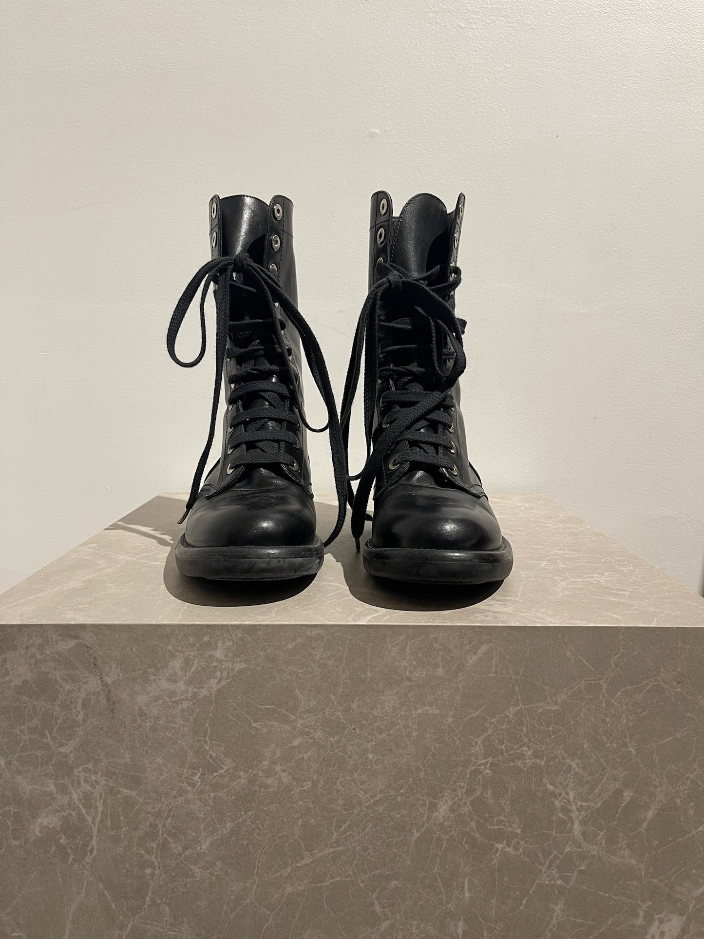 Bottes Chanel noires T.37,5