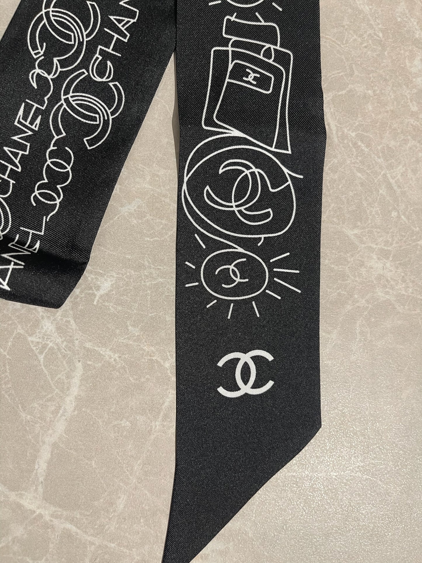 Foulard slim bandeau Chanel noir