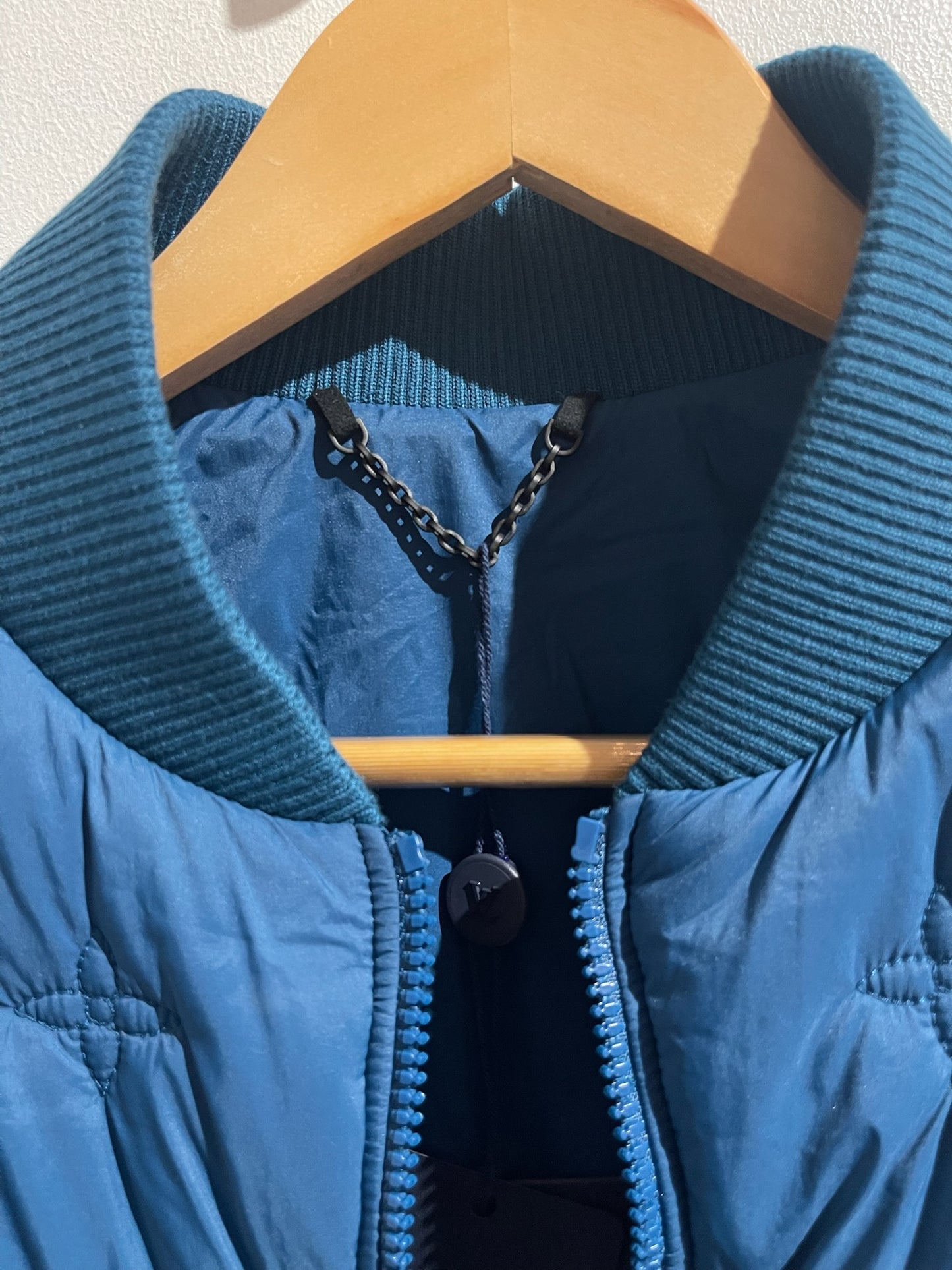 Doudoune Louis Vuitton bleue T.44