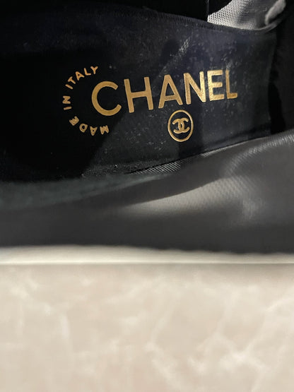 Boots Chanel noires T.38