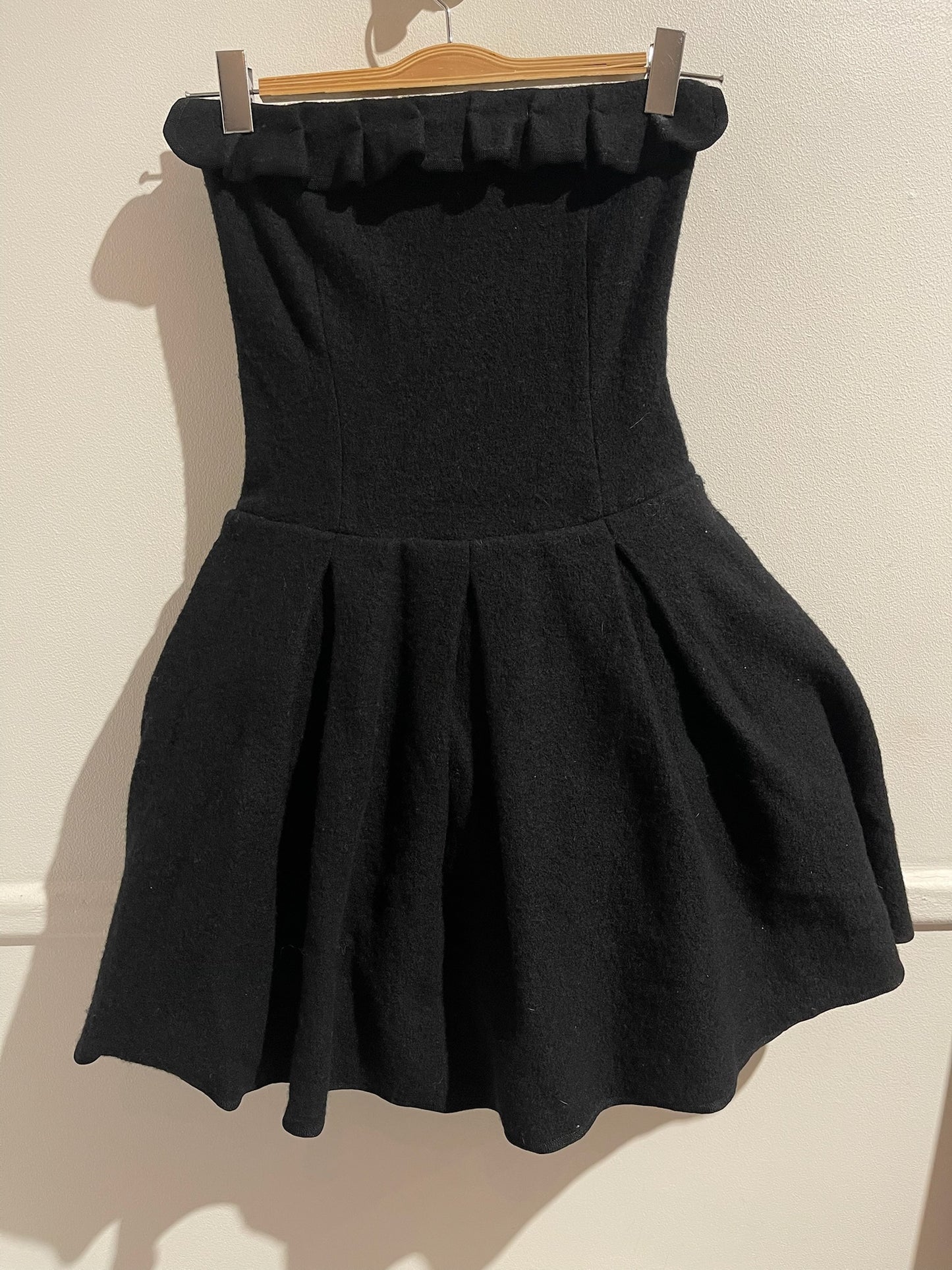 Robe Emporio Armani noire T.38