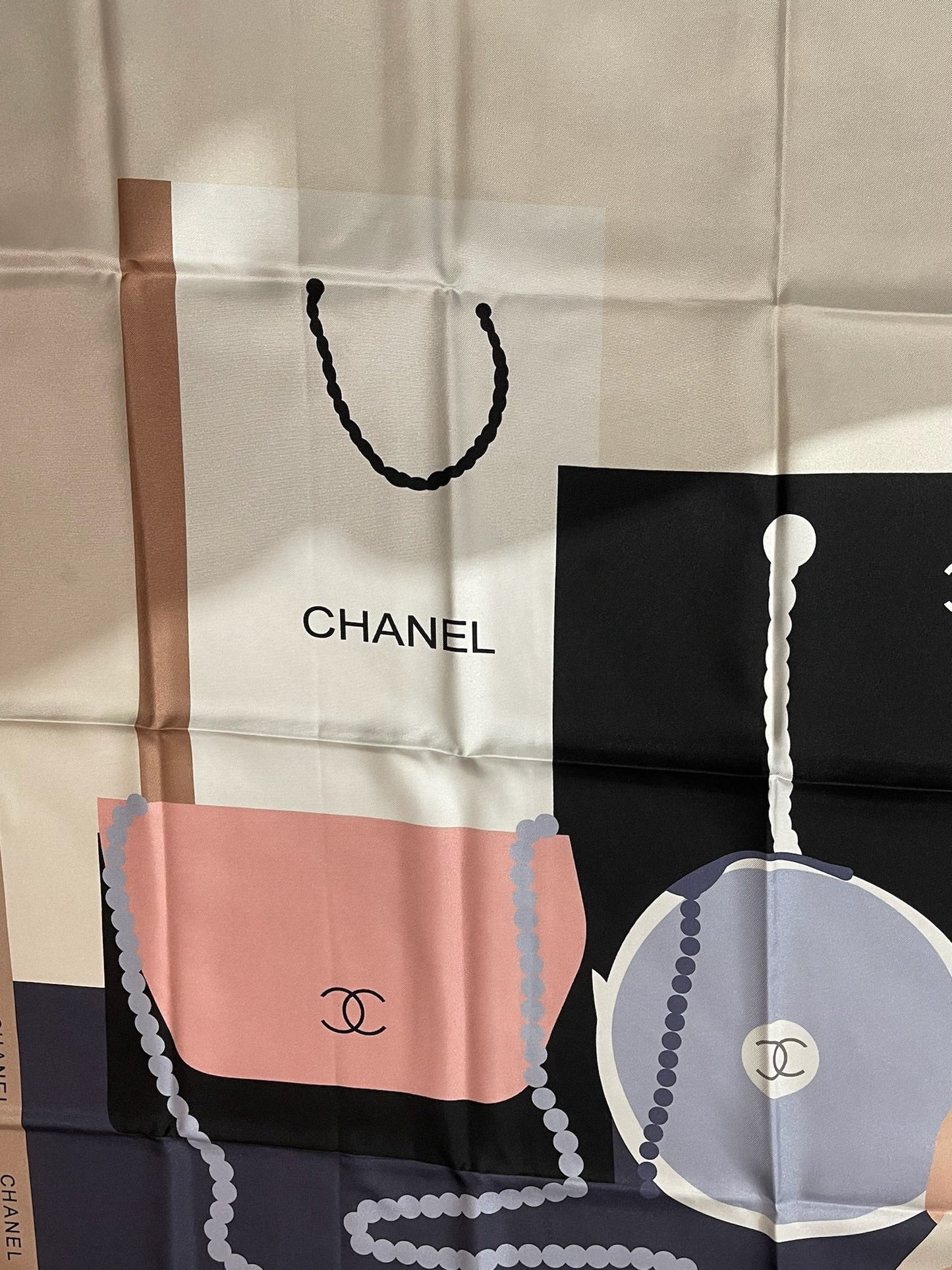 Foulard Chanel Blanc/Rose