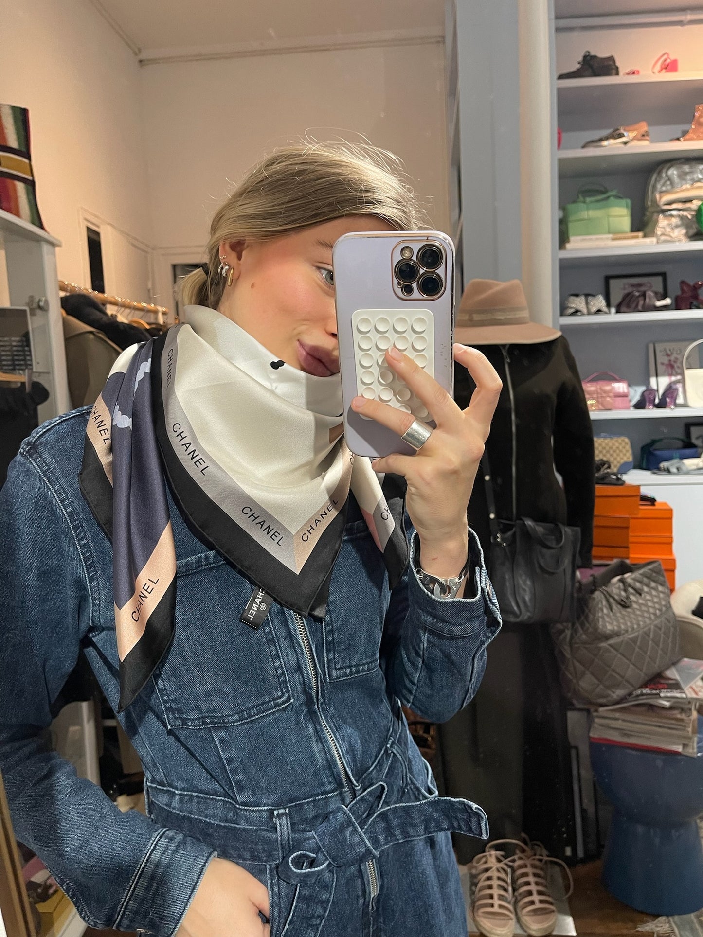 Foulard Chanel Blanc/Rose