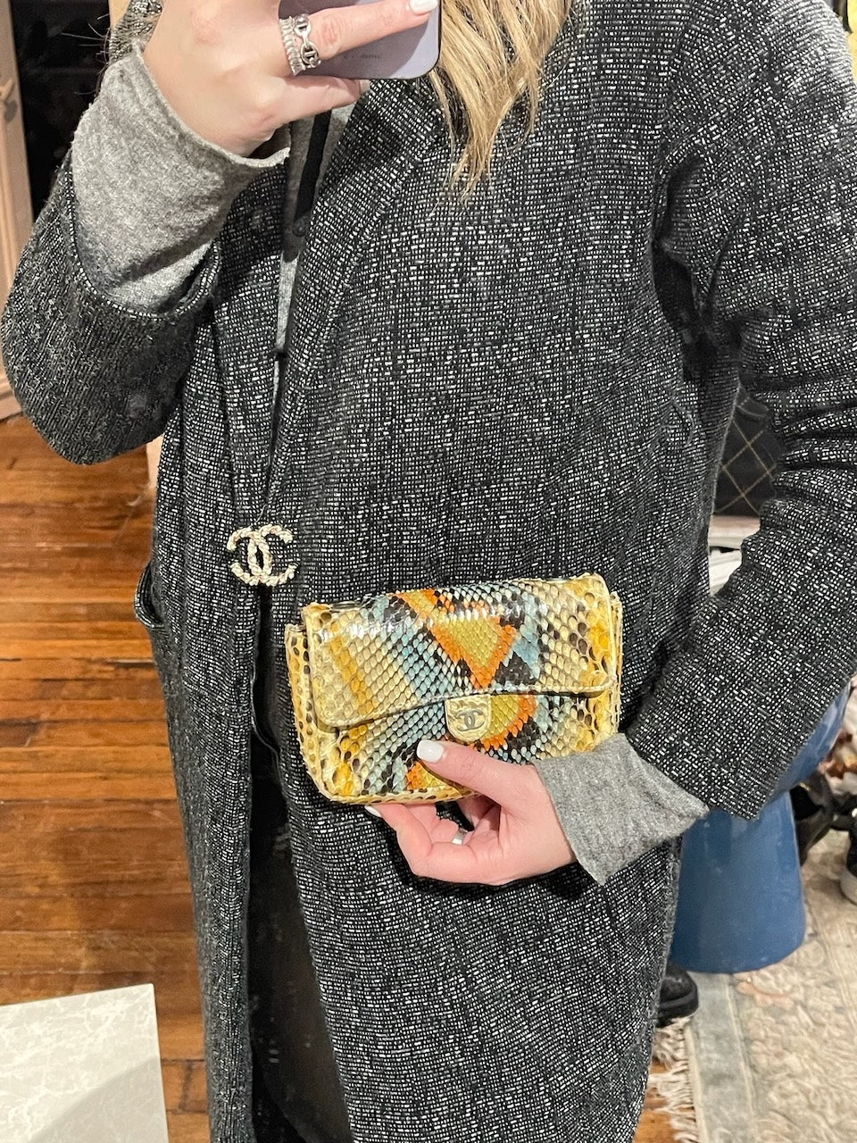 Pochette Chanel python