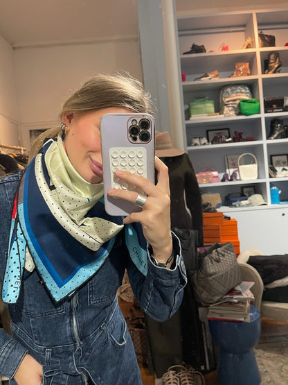 Foulard Chanel bleu