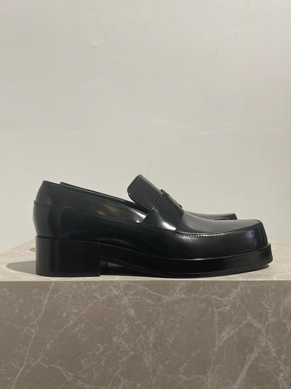 Mocassins Hermès noirs T.37 NEUFS