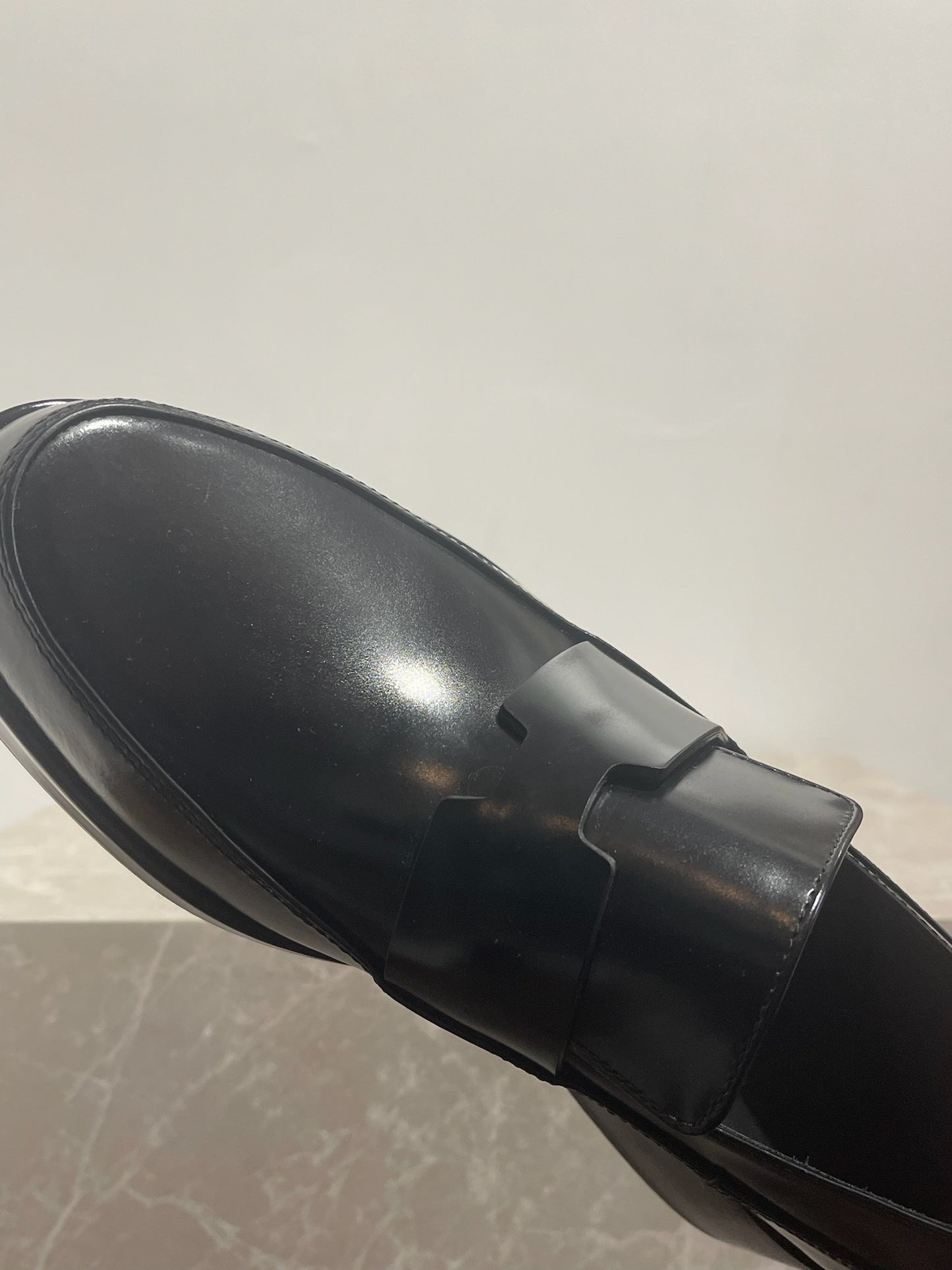 Mocassins Hermès noirs T.37 NEUFS