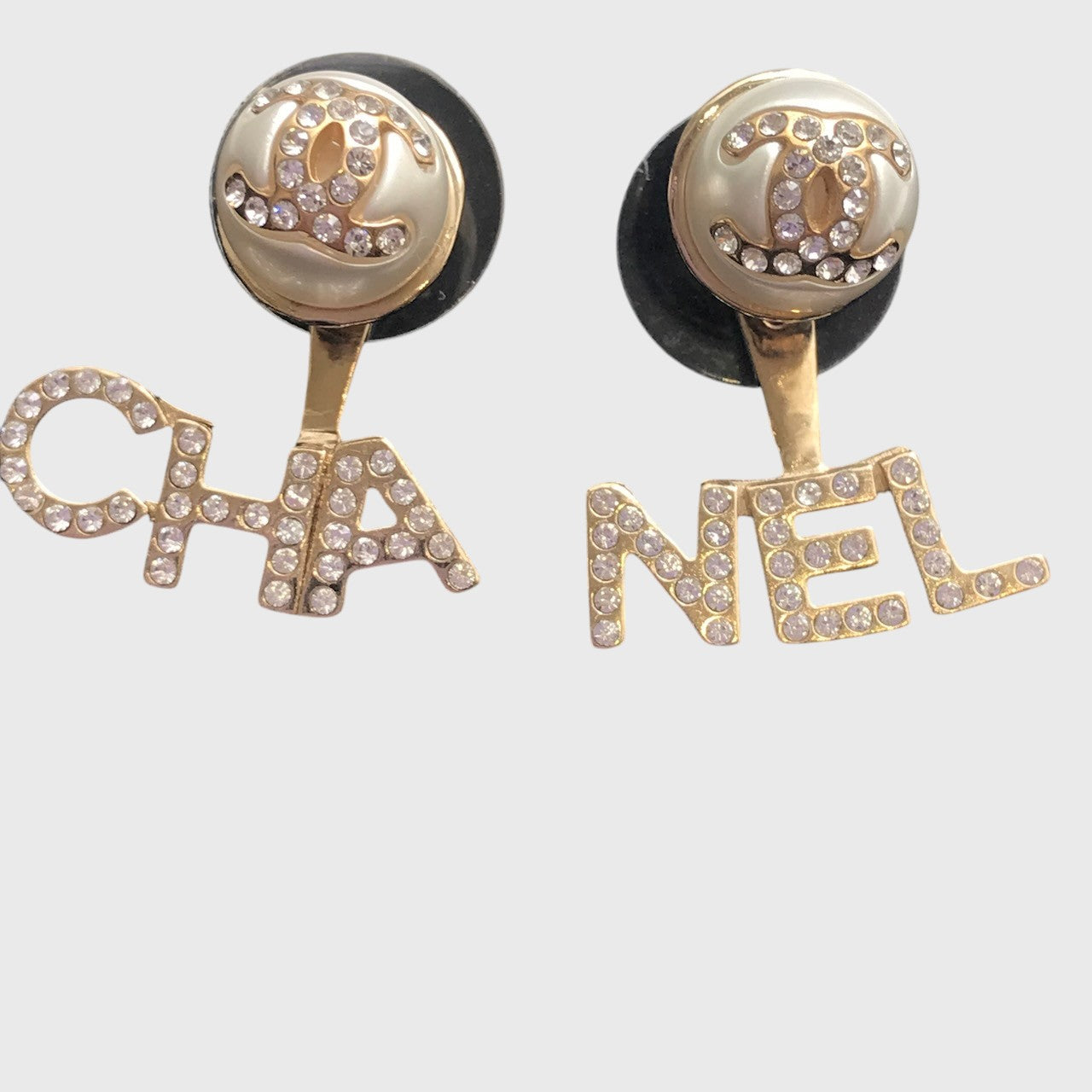 Boucles d'oreilles Chanel perles