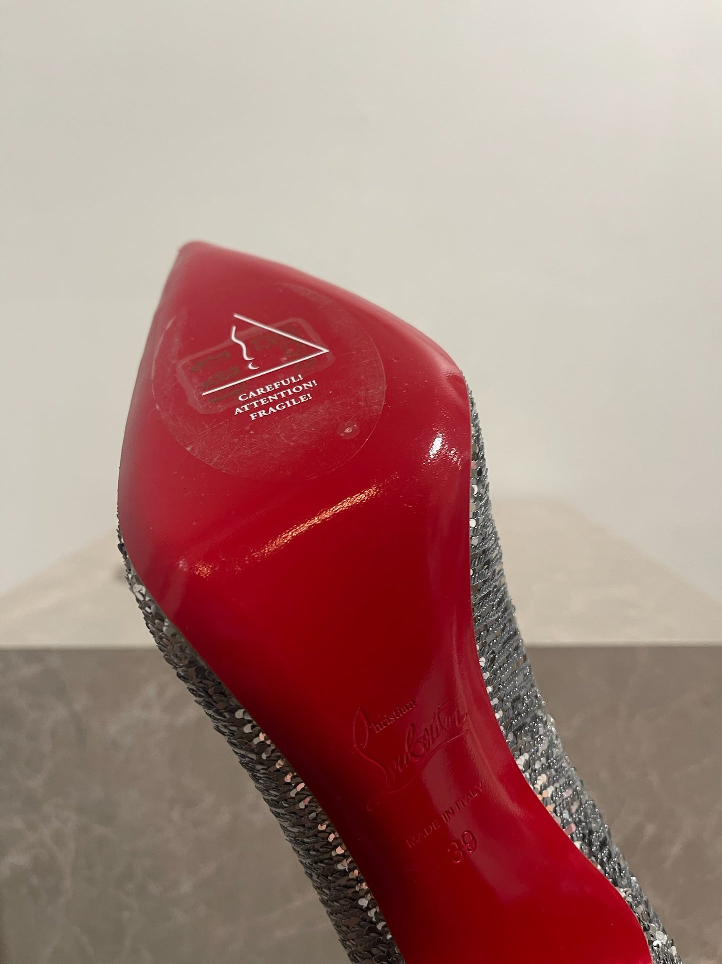 Escarpins Christian Louboutin argents T.39