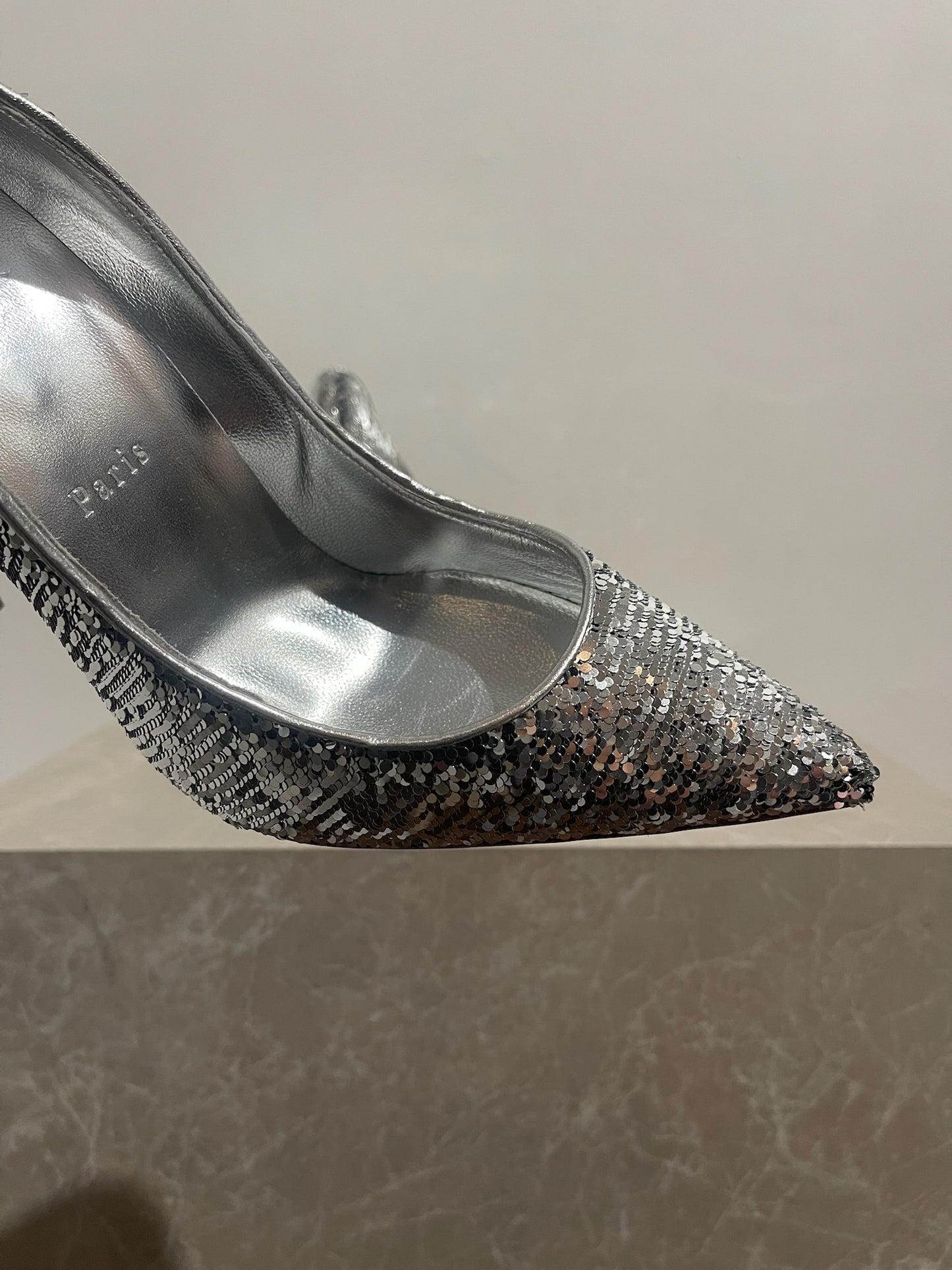 Escarpins Christian Louboutin argents T.39