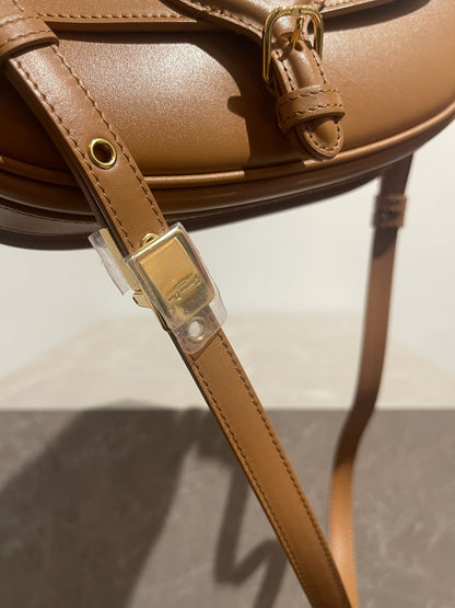 Sac Dior East West Bobby camel