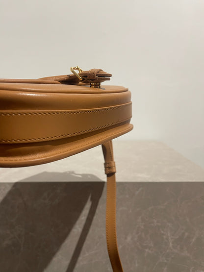 Sac Dior East West Bobby camel