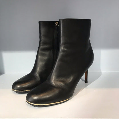 Boots Givenchy noires T.40