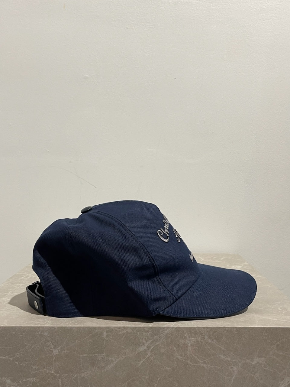 Casquette Dior bleu marine T.M NEUVE