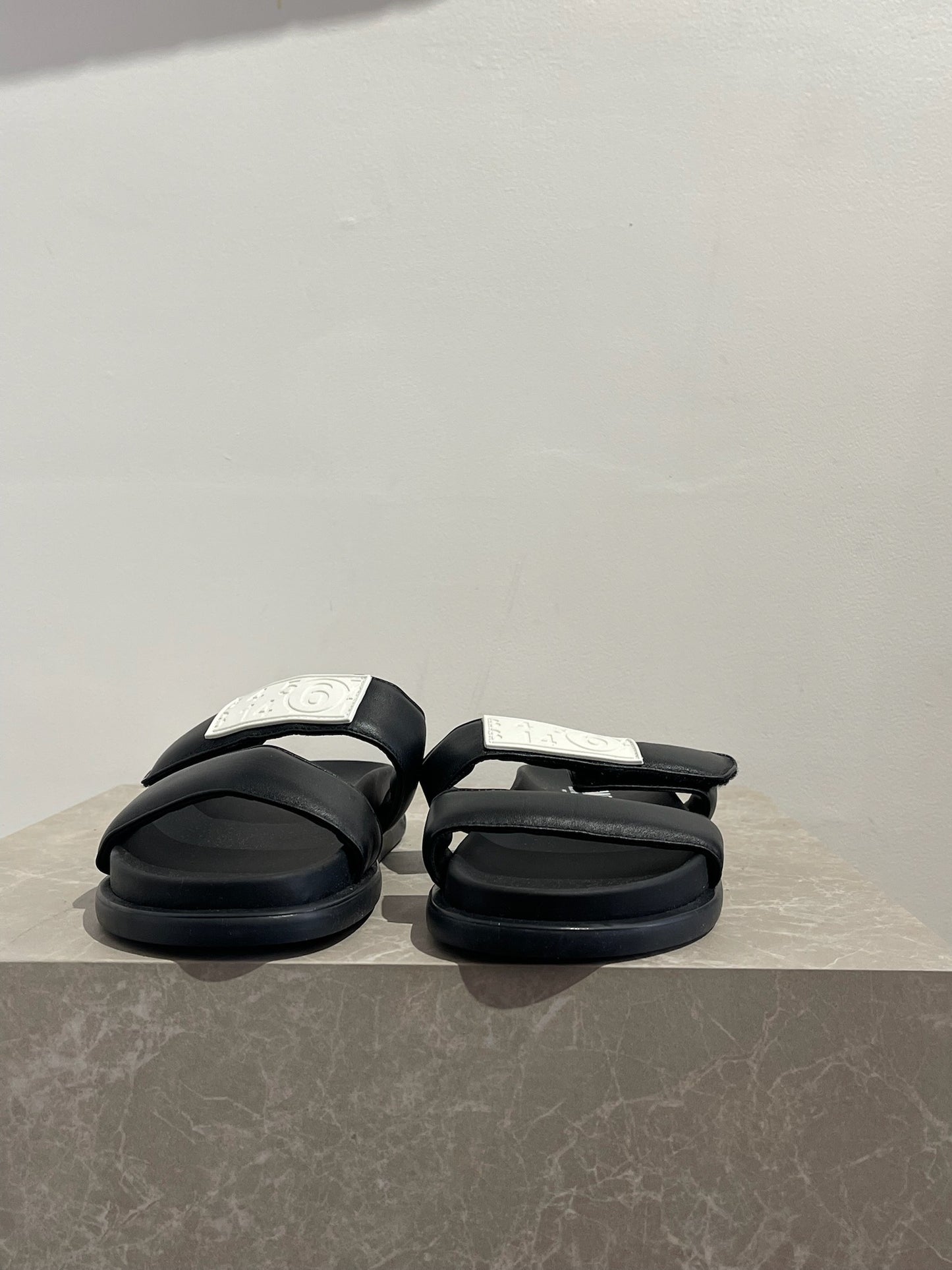 Mules Maison Margiela noires T.37