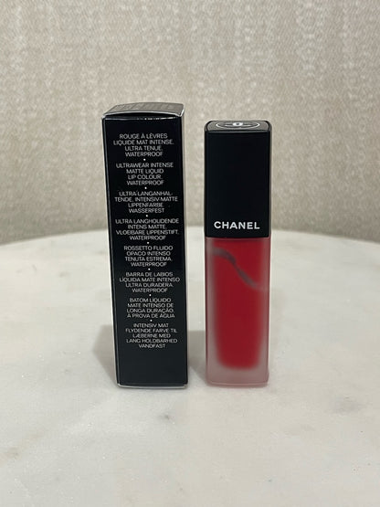 Rouge à lèvres Chanel True Red NEUF