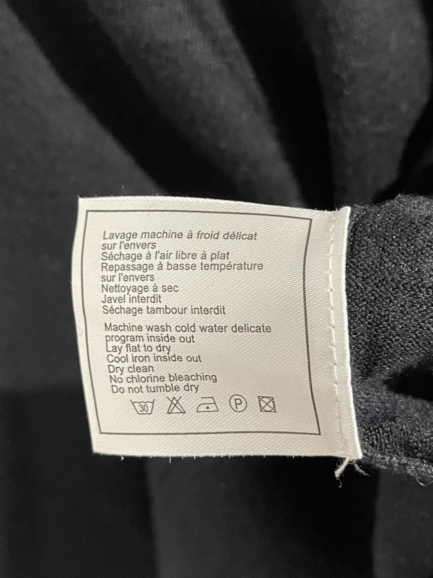 Pull Chanel noir T.S