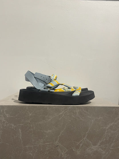 Sandales Hermès Galaxie T.38