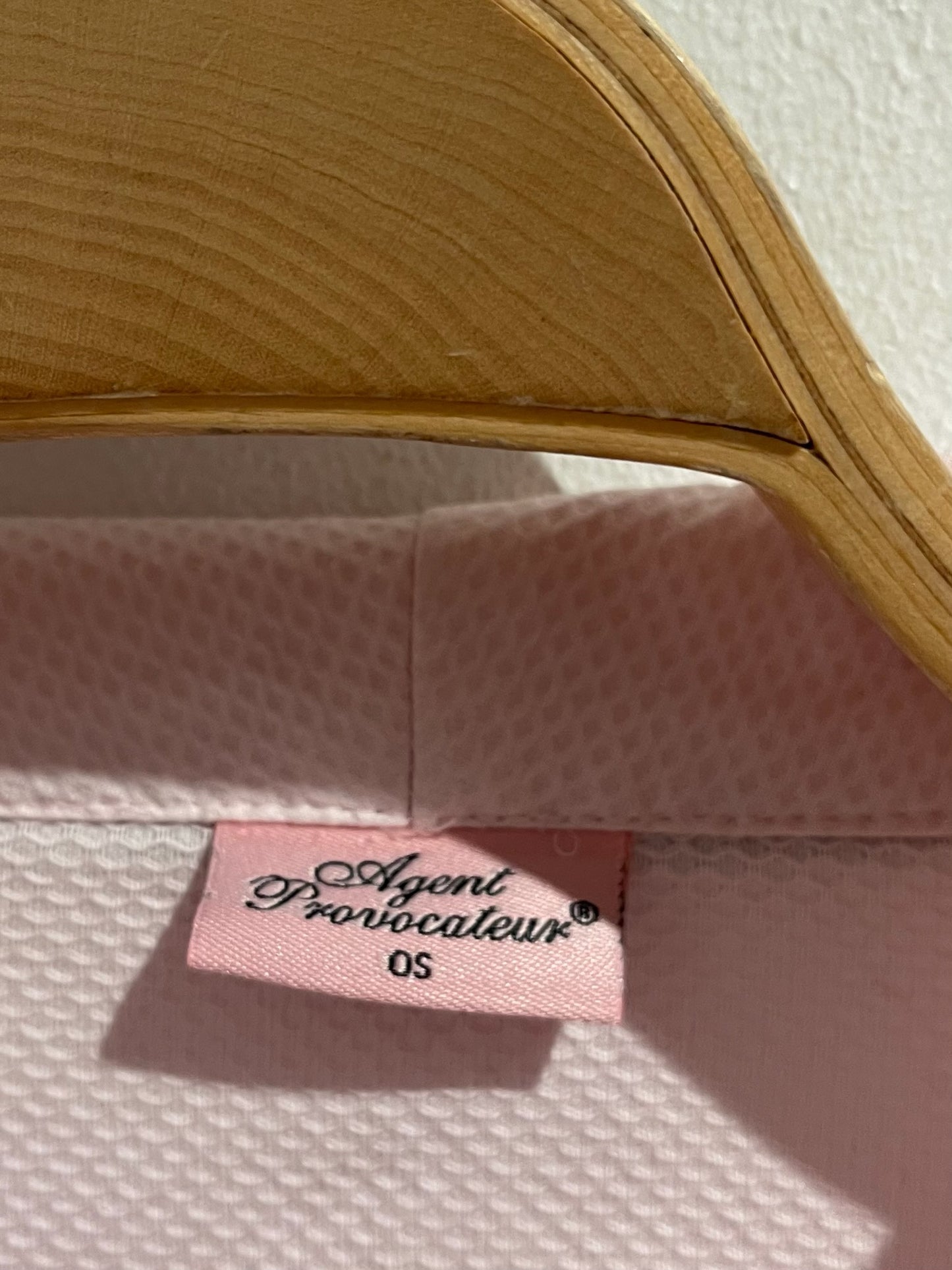 Peignoir Agent Provocateur rose NEUF