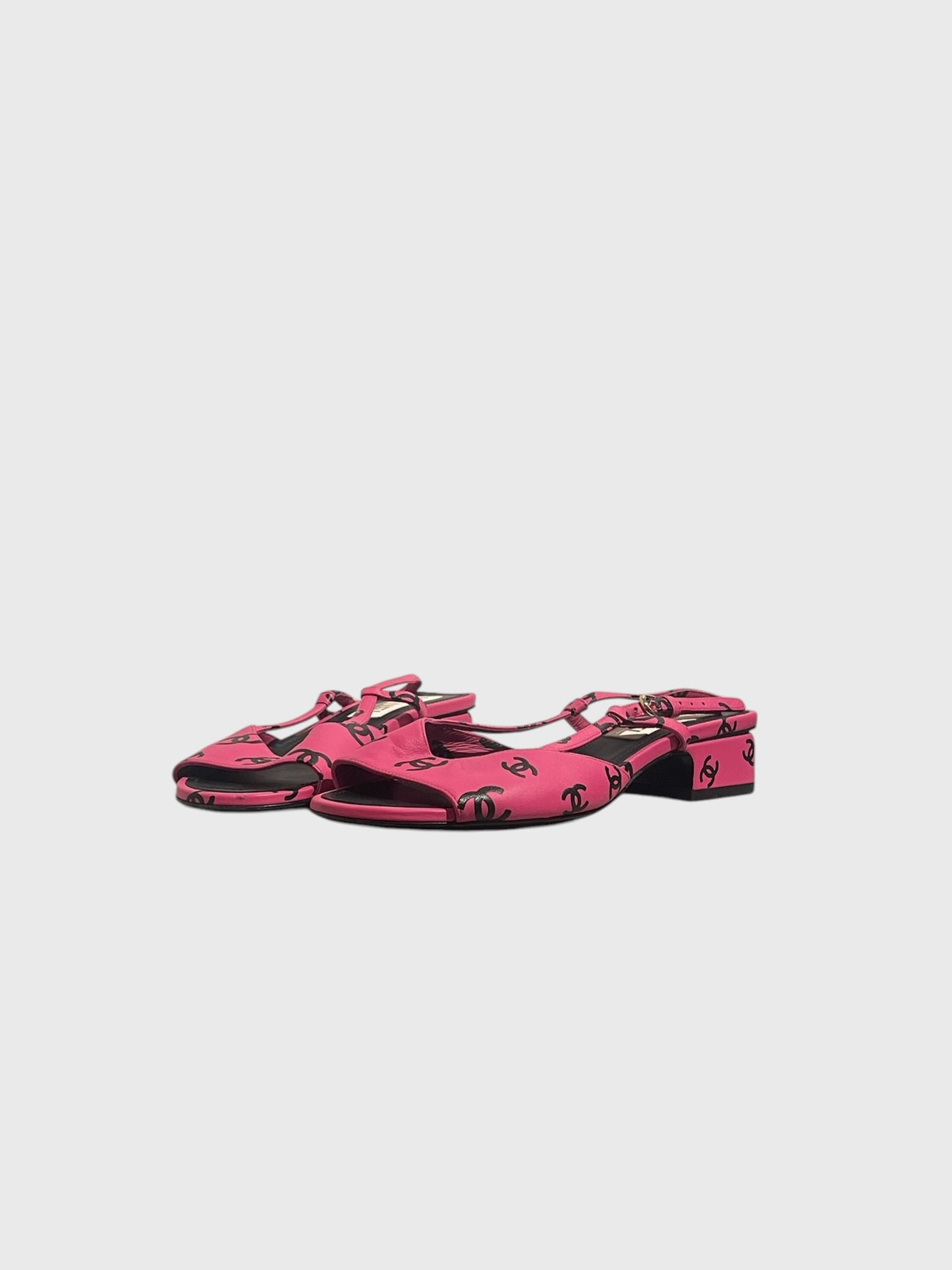 Sandales Chanel roses T.38