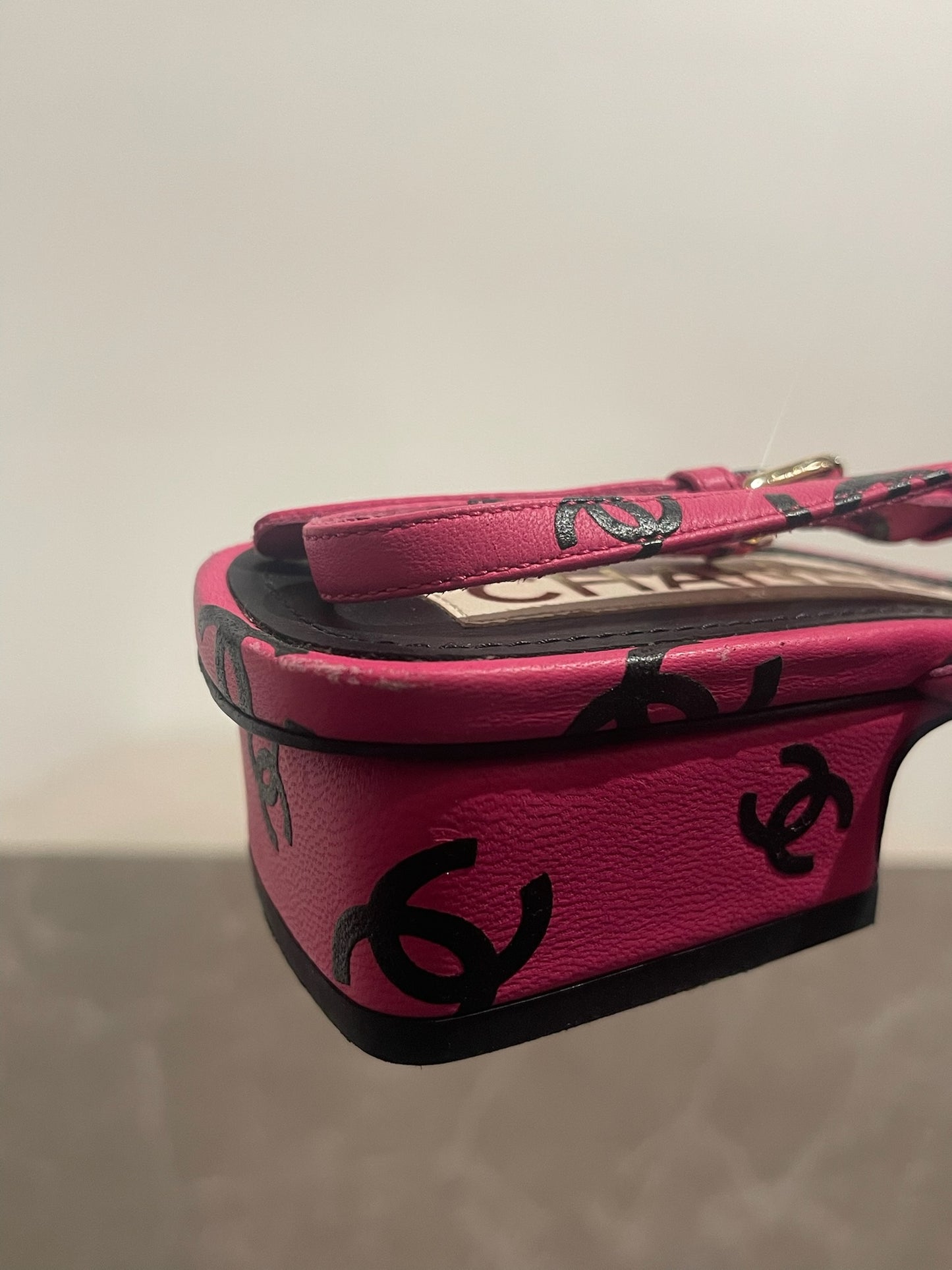 Sandales Chanel roses T.38