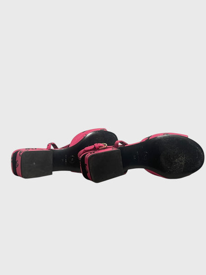 Sandales Chanel roses T.38