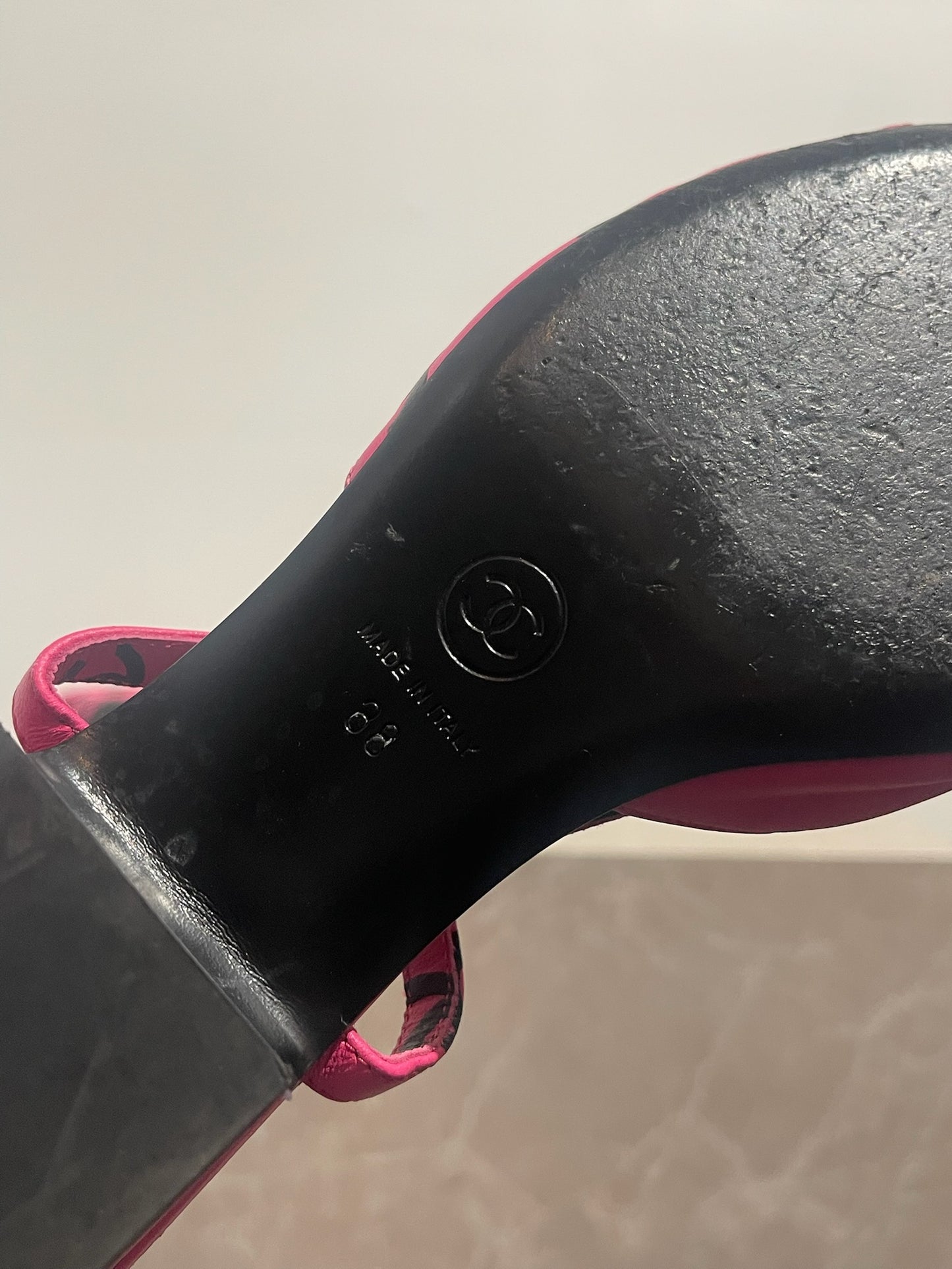 Sandales Chanel roses T.38