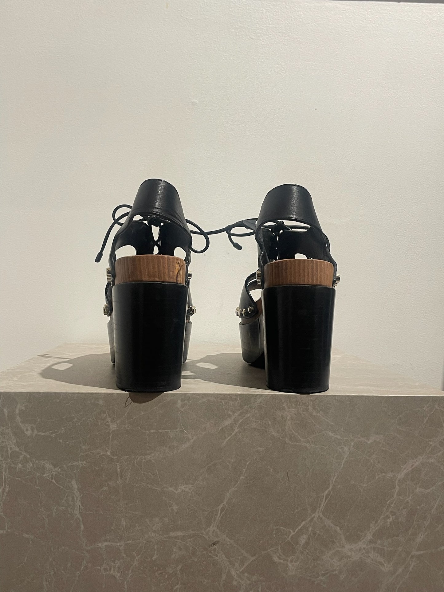 Sabots Balenciaga noirs T.40