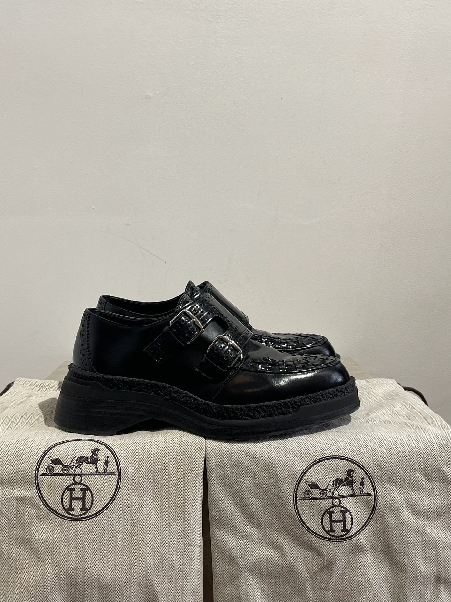 Derbies Hermes noires T.37