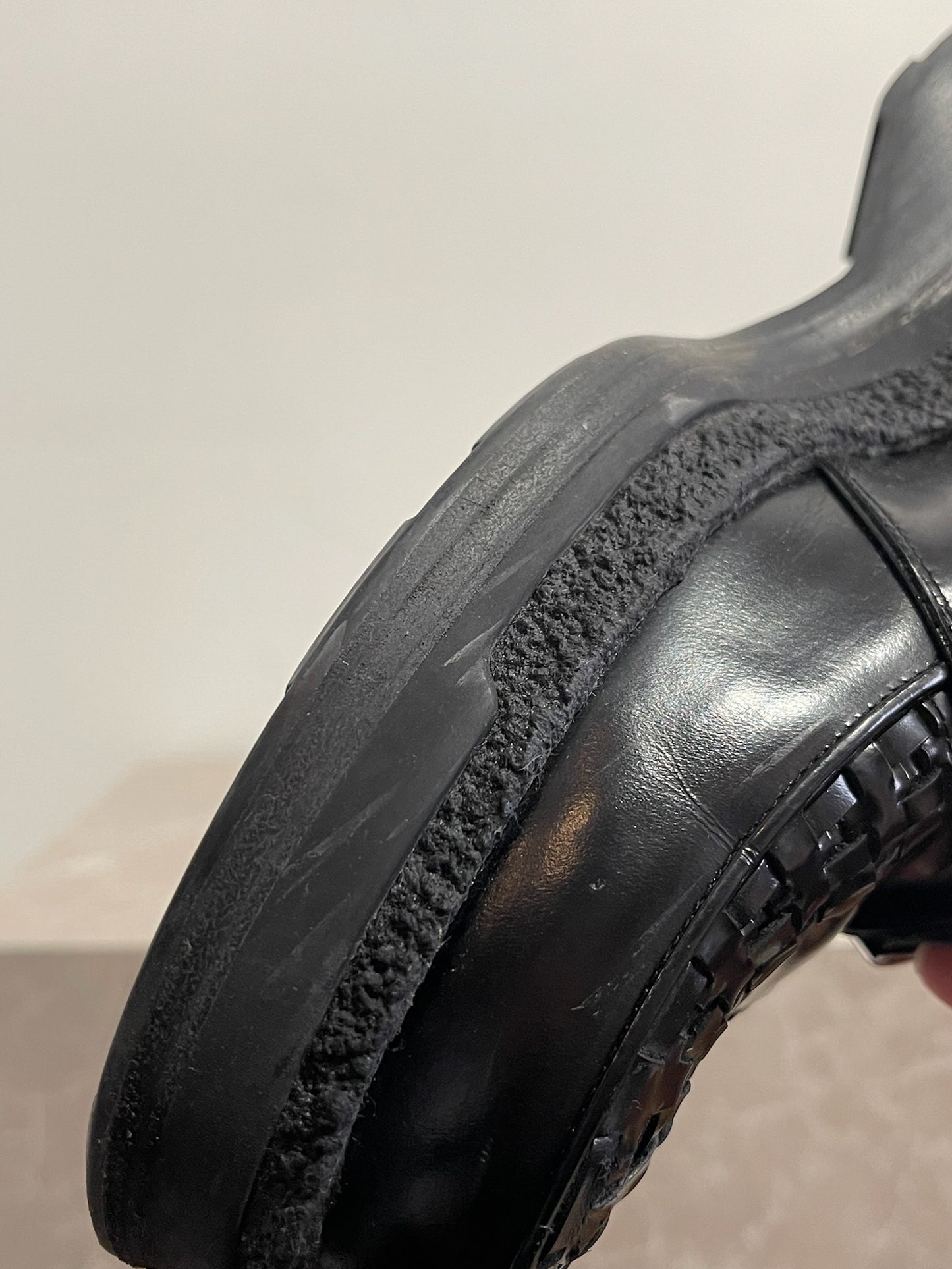 Derbies Hermes noires T.37