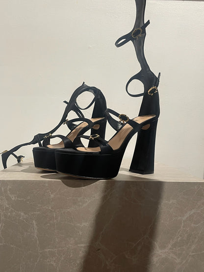 Sandales Gianvito Rossi noires T.38