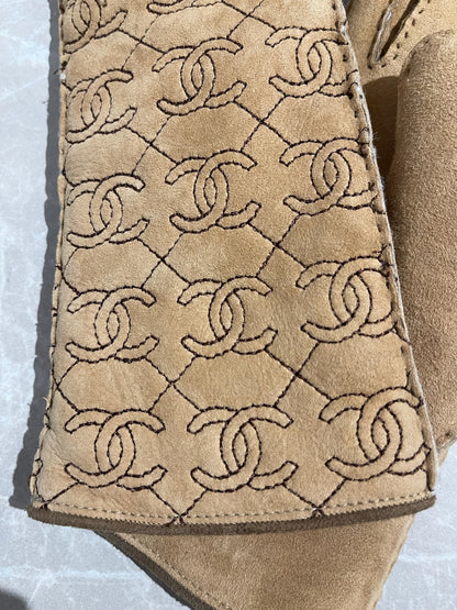 Gants Chanel beige T. 7,5 NEUF