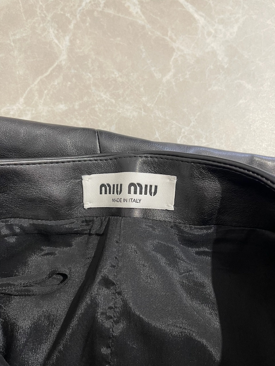 Jupe Miu Miu cuir T.36