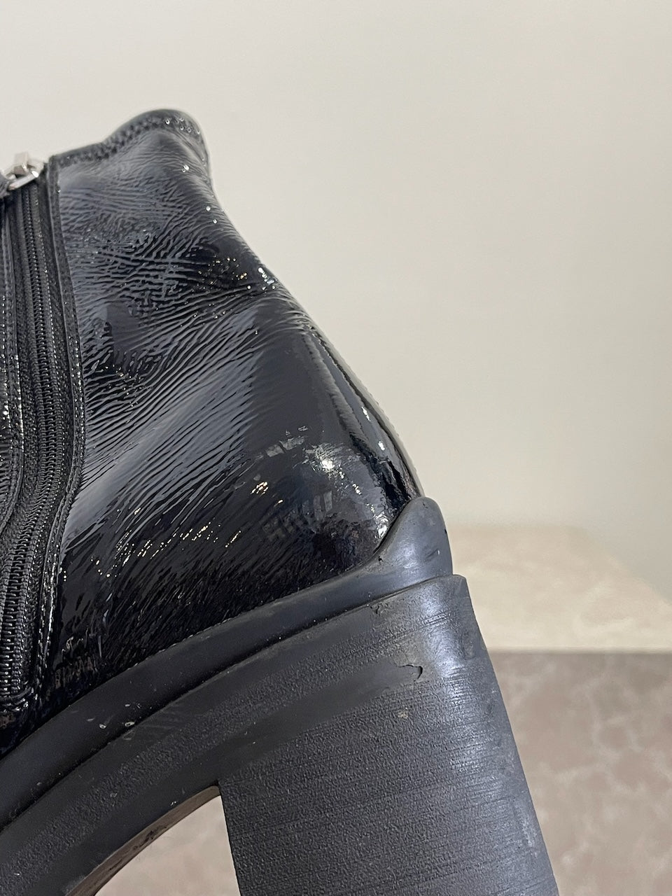 Bottines Miu Miu noires T.37