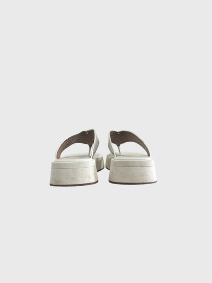 Tongs AlaÏa blanches T.37