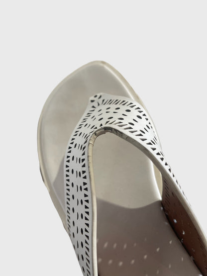 Tongs AlaÏa blanches T.37