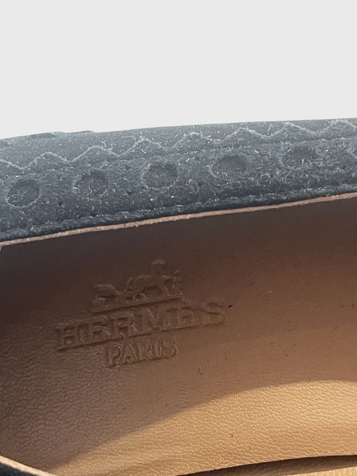 Escarpins Hermès noirs T.38,5