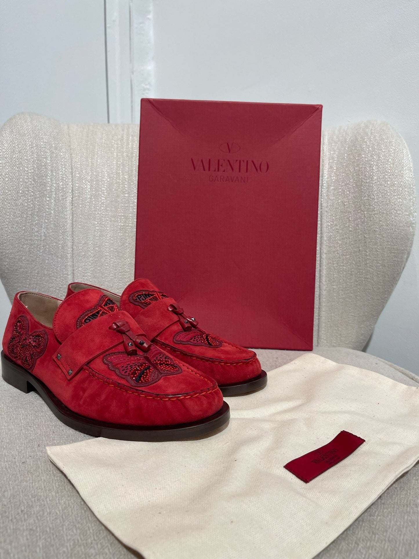 Mocassins Valentino rouges T.38,5 NEUFS
