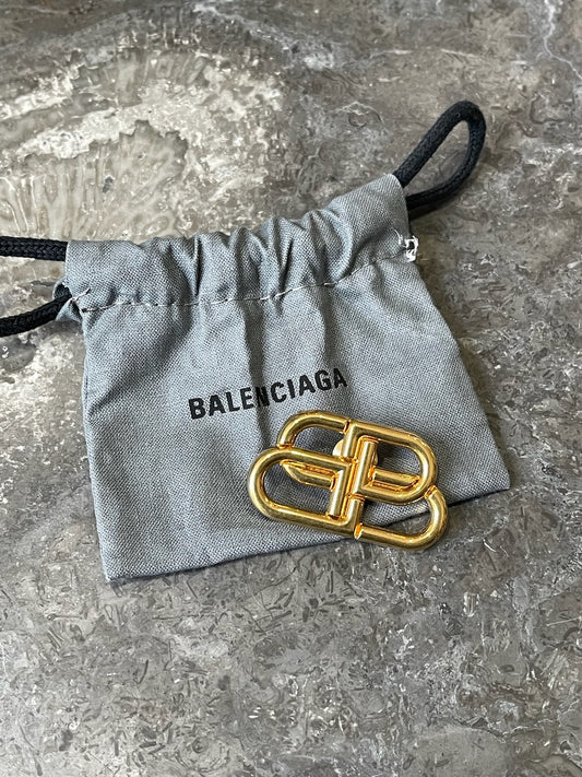 Pins Balenciaga BB NEUF