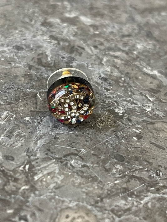 Boucle d'oreille Chanel CC multico